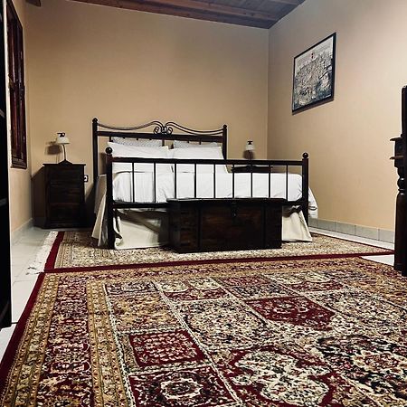 The Knight And The Pomegranate - Luxury Medieval Villa Rhodes City Eksteriør billede