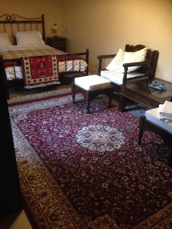 The Knight And The Pomegranate - Luxury Medieval Villa Rhodes City Eksteriør billede