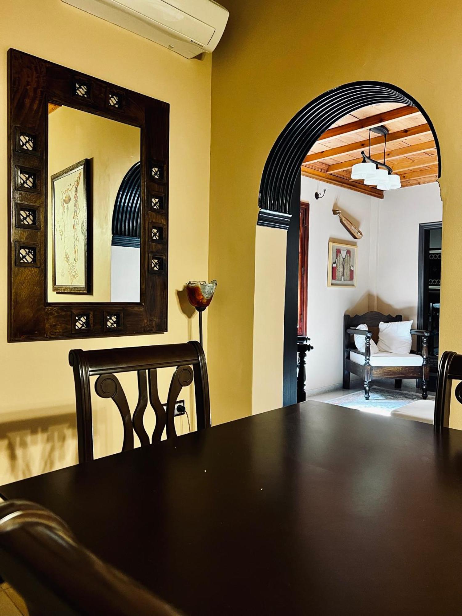 The Knight And The Pomegranate - Luxury Medieval Villa Rhodes City Eksteriør billede