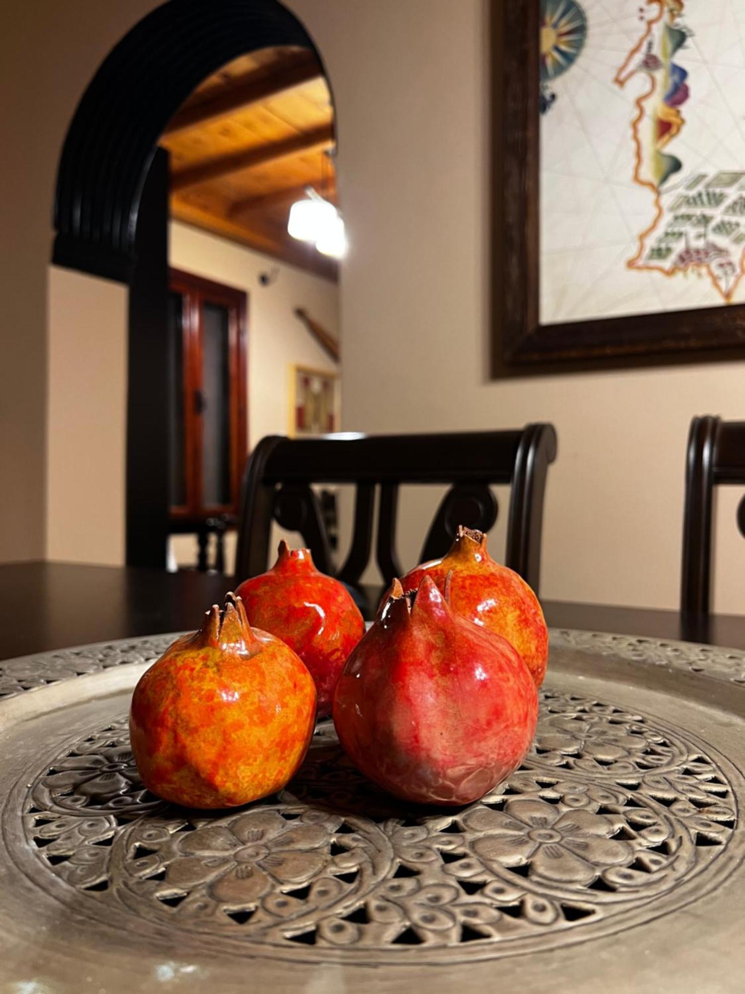 The Knight And The Pomegranate - Luxury Medieval Villa Rhodes City Eksteriør billede