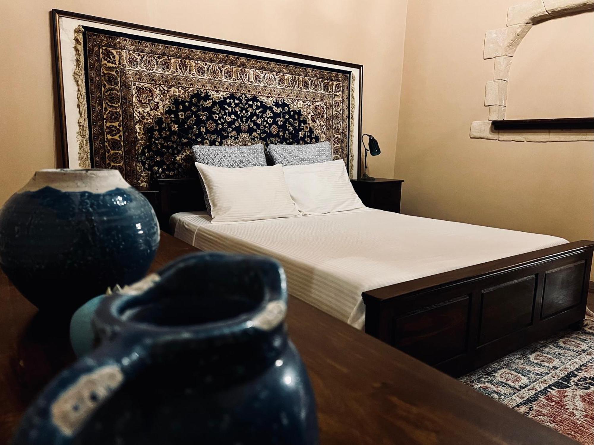 The Knight And The Pomegranate - Luxury Medieval Villa Rhodes City Eksteriør billede